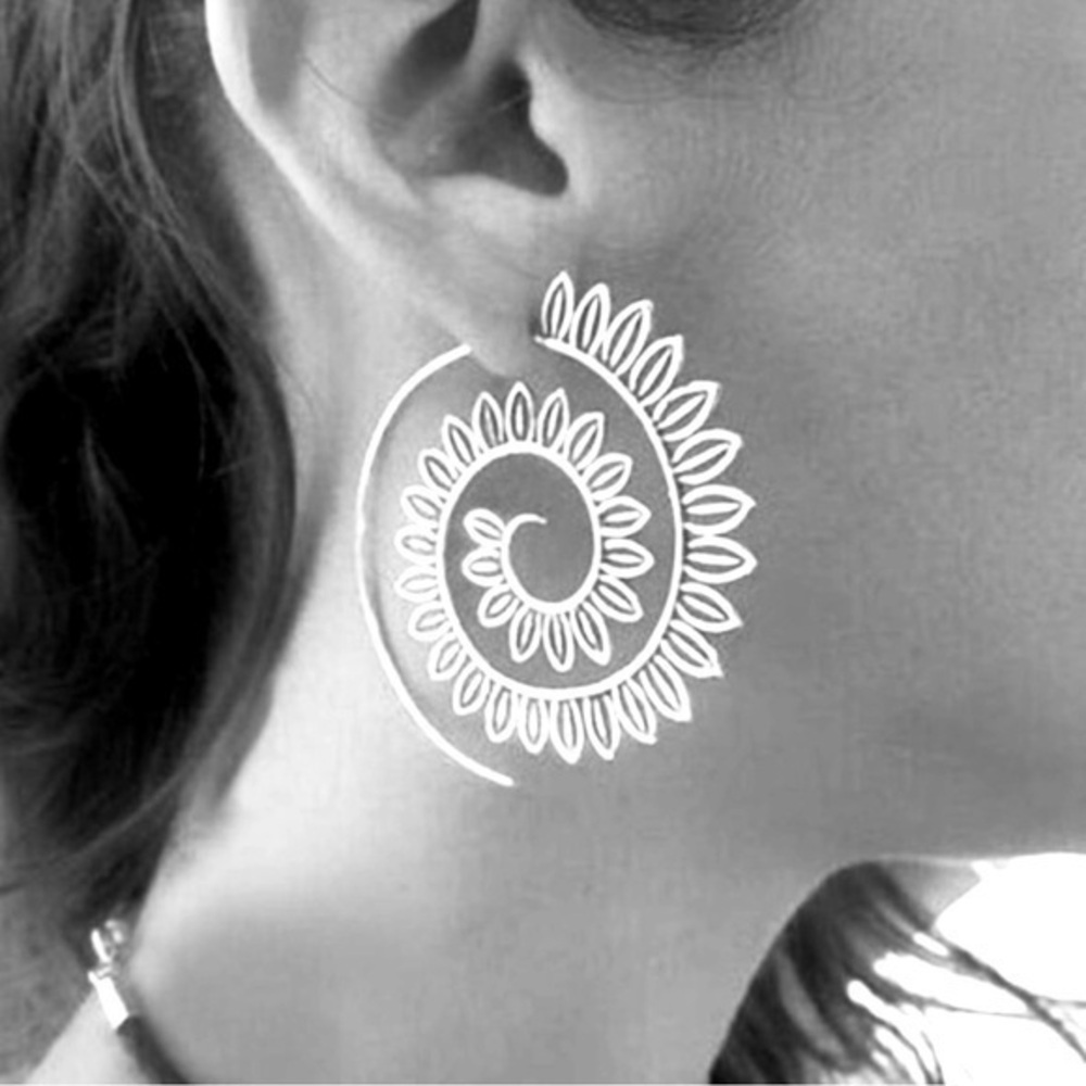 Bohemian Hippie Floral Heart Swirl Hoop Festival silver Unique Earrings NWT